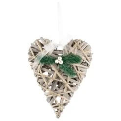 Decorative Accessories Shop 12 B&M Hanging Wicker Heart - White