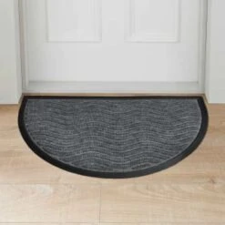 B&M Wave Sculptured Grey Doormat