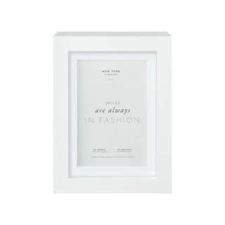 B&M New York Box Photo Frame - 4 X 6" - White 2 B&M New York Box Photo Frame - 4 X 6" - White - Image 2